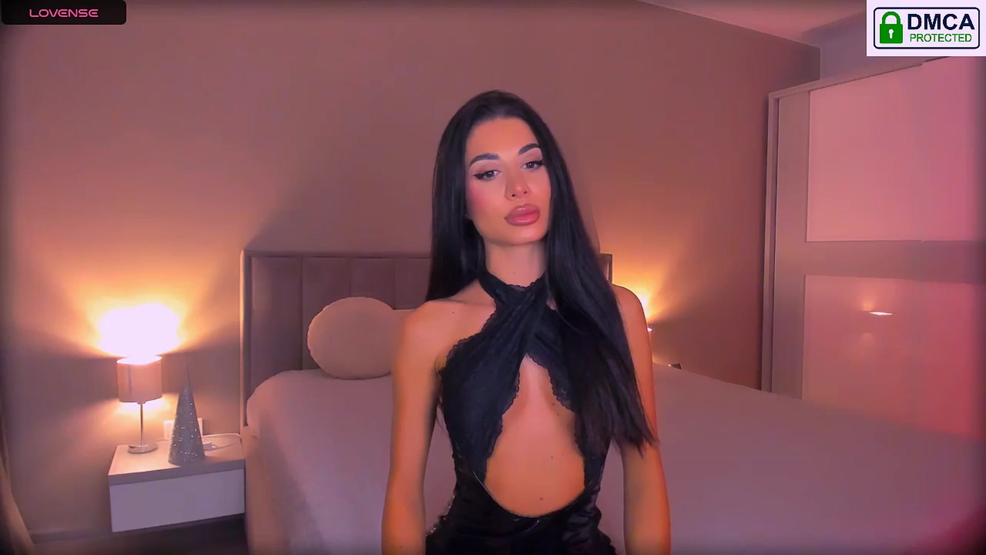 Gallery image thumbnail from QueenANNYA's myfreecams stream on, 11/24/2025, 17:58 image 5 of 20