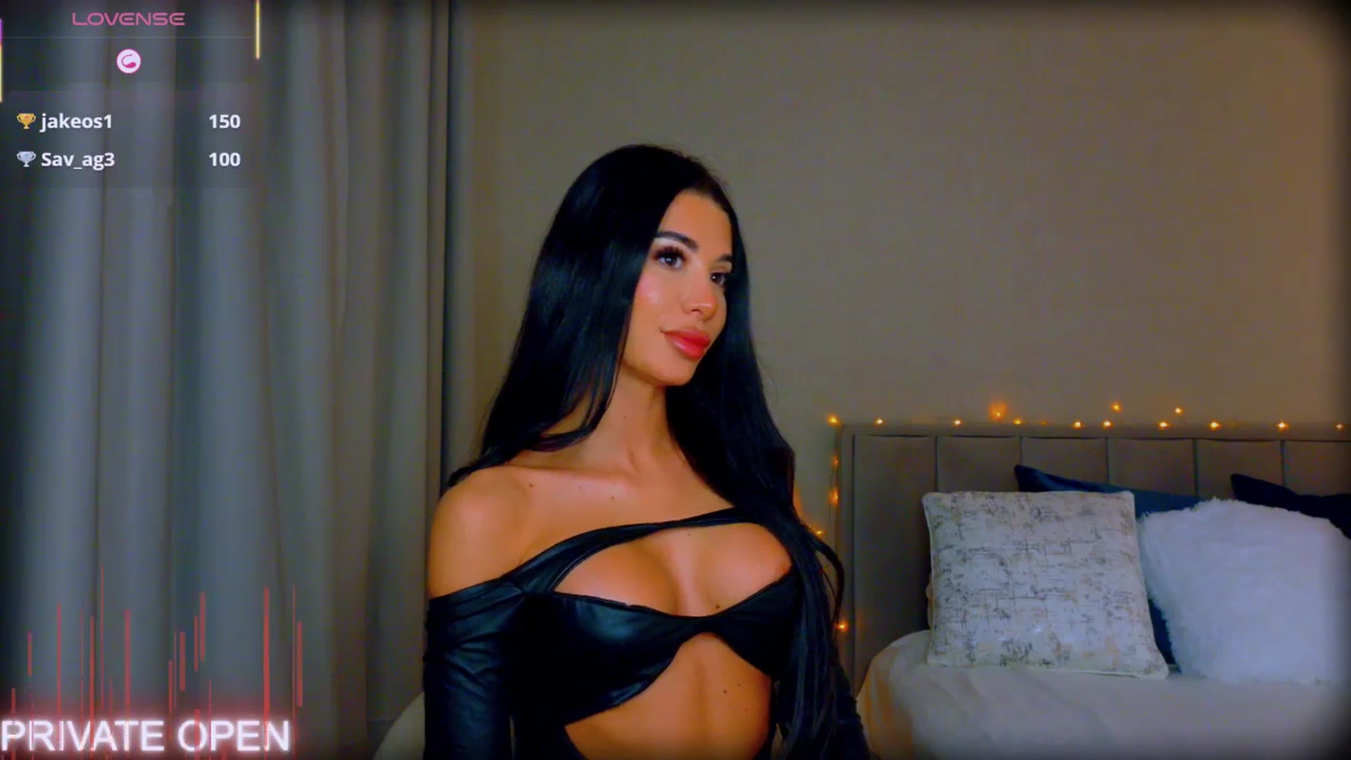 Gallery image thumbnail from QueenANNYA's myfreecams stream on, 12/19/2025, 17:48 image 20 of 20