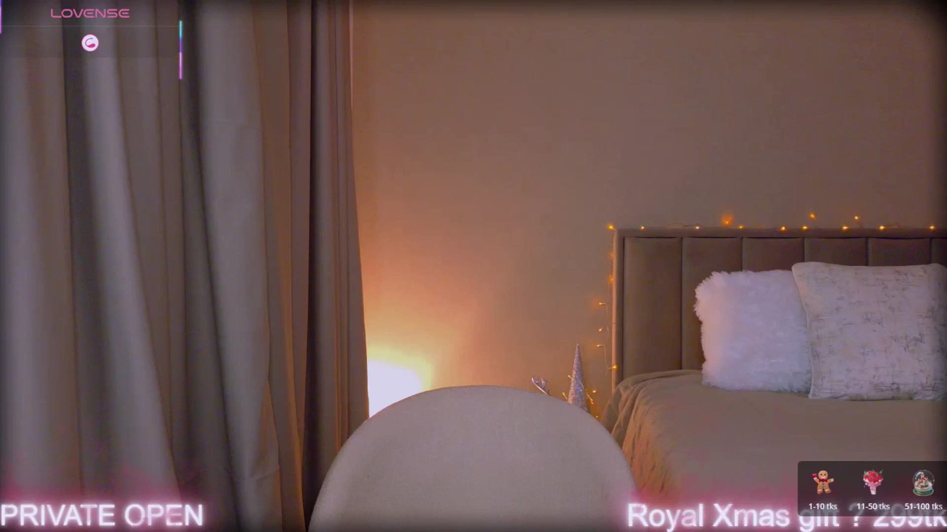Gallery image thumbnail from QueenANNYA's myfreecams stream on, 12/20/2025, 18:30 image 3 of 20