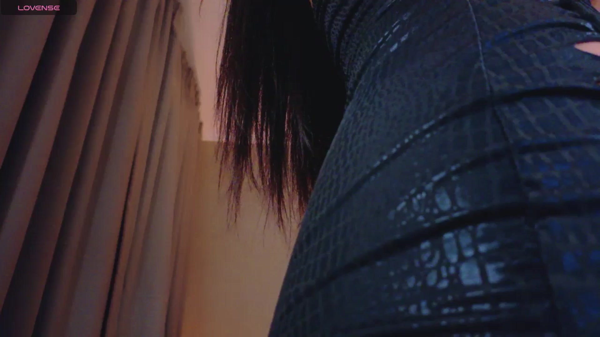 Gallery image thumbnail from QueenANNYA's myfreecams stream on, 01/04/2026, 17:38 image 12 of 20