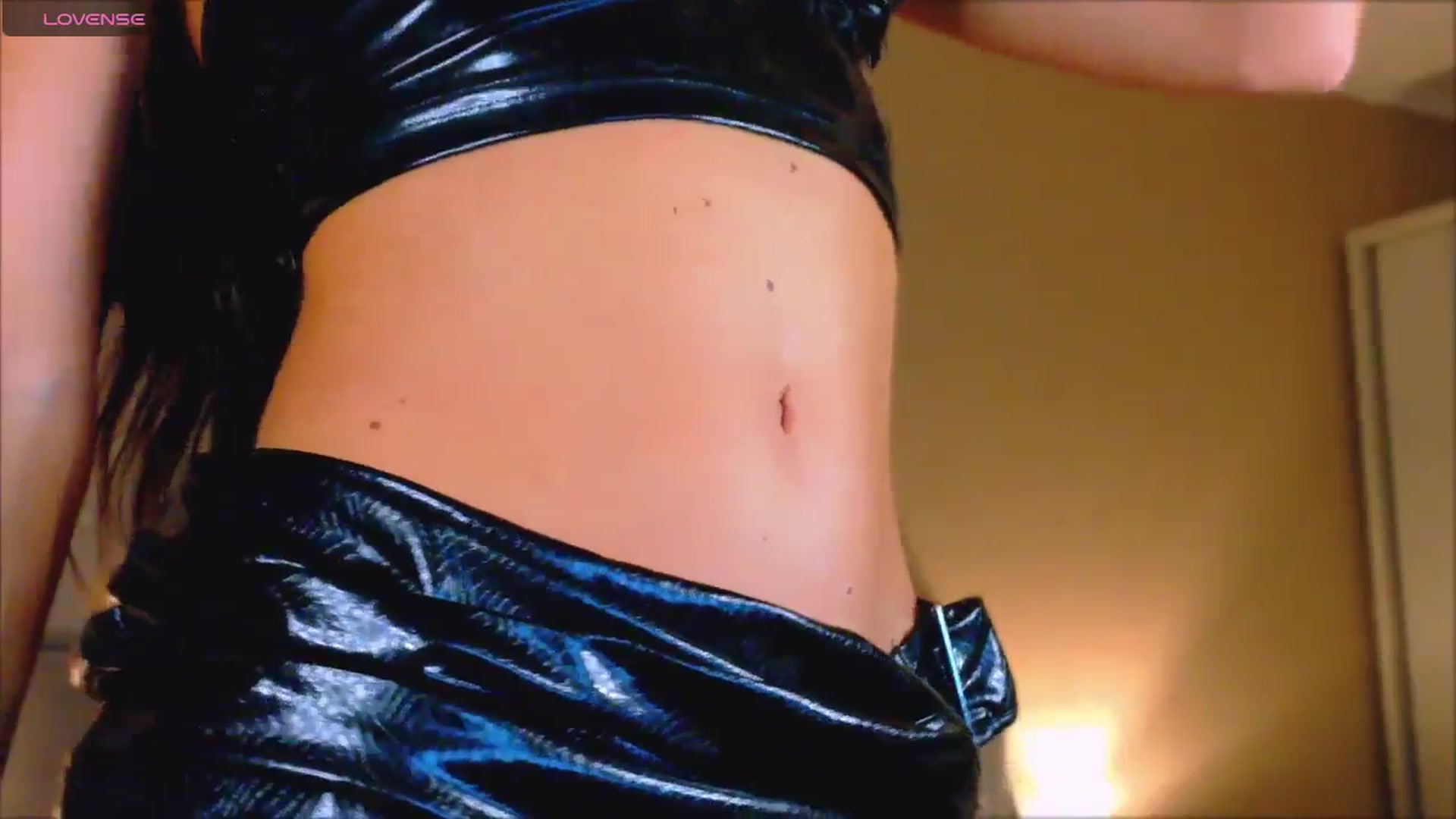 Gallery image thumbnail from QueenANNYA's myfreecams stream on, 01/06/2026, 17:08 image 2 of 20