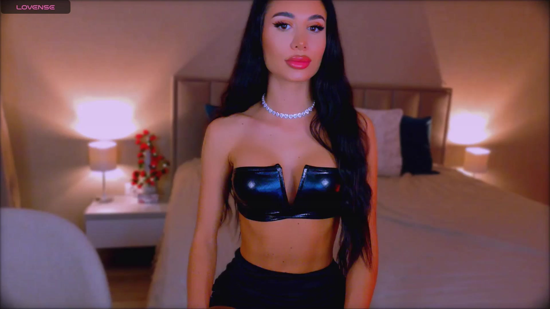 Gallery image thumbnail from QueenANNYA's myfreecams stream on, 01/12/2026, 17:26 image 8 of 20