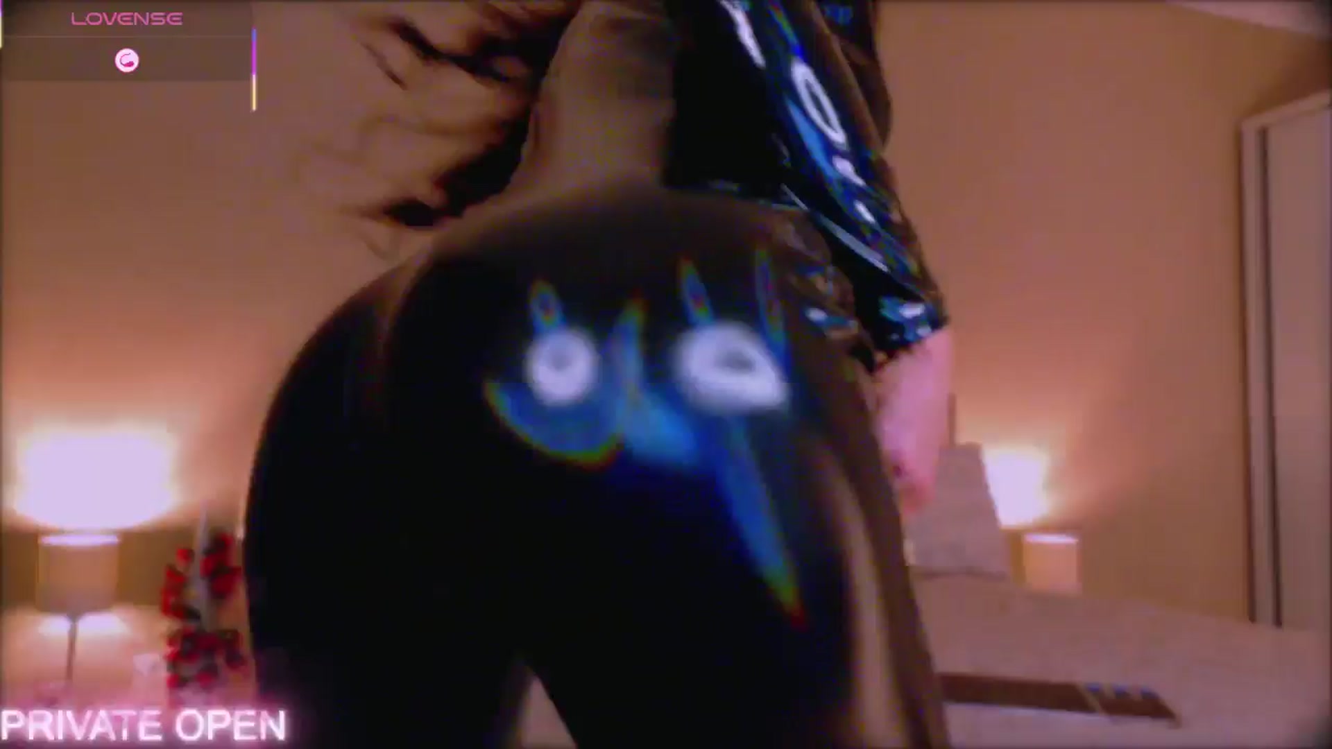 Gallery image thumbnail from QueenANNYA's myfreecams stream on, 01/18/2026, 19:31 image 11 of 20