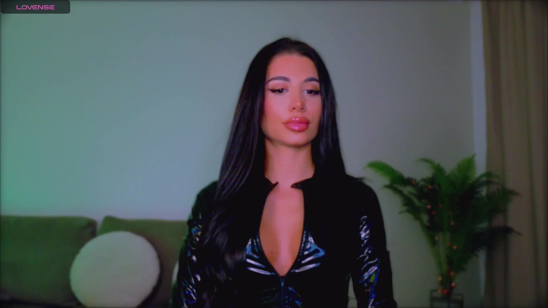 Gallery image thumbnail from QueenANNYA's myfreecams stream on, 01/20/2026, 19:52 image 19 of 20
