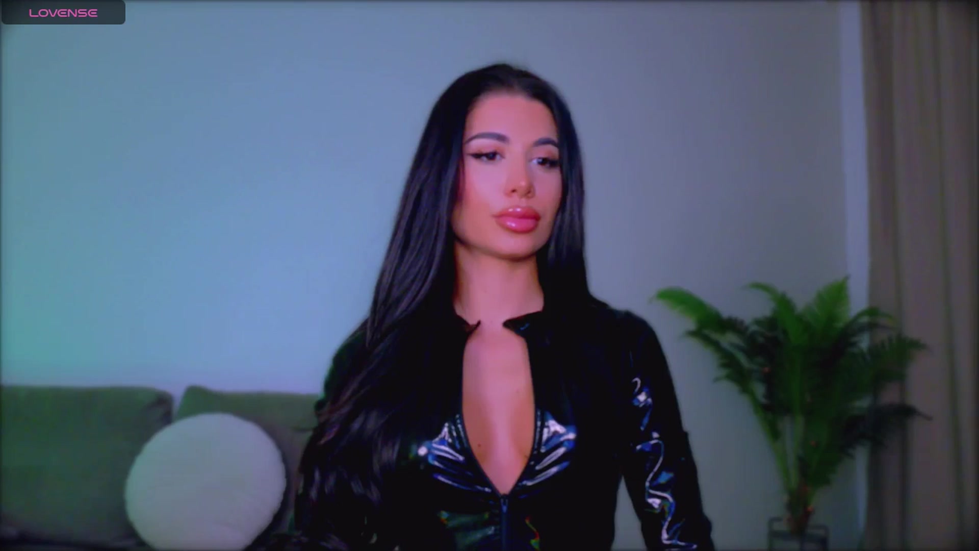 Gallery image thumbnail from QueenANNYA's myfreecams stream on, 01/20/2026, 19:52 image 14 of 20