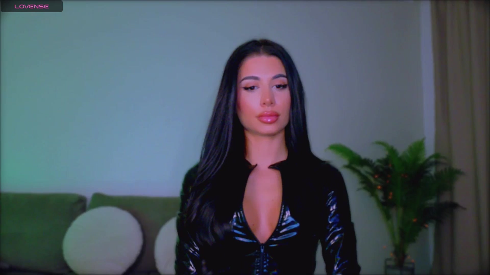 Gallery image thumbnail from QueenANNYA's myfreecams stream on, 01/20/2026, 19:52 image 18 of 20
