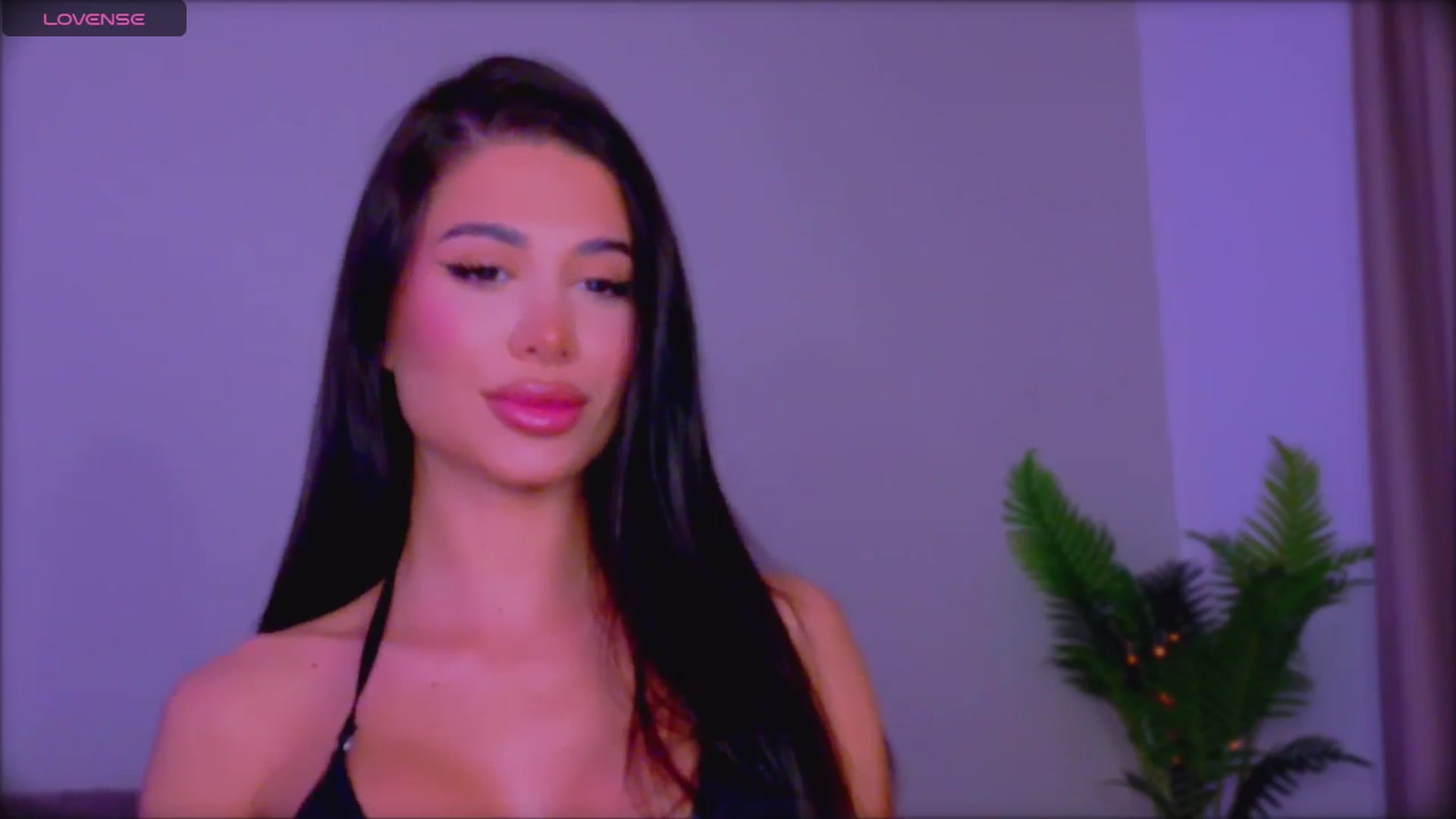 Gallery image thumbnail from QueenANNYA's myfreecams stream on, 01/21/2026, 18:42 image 10 of 20