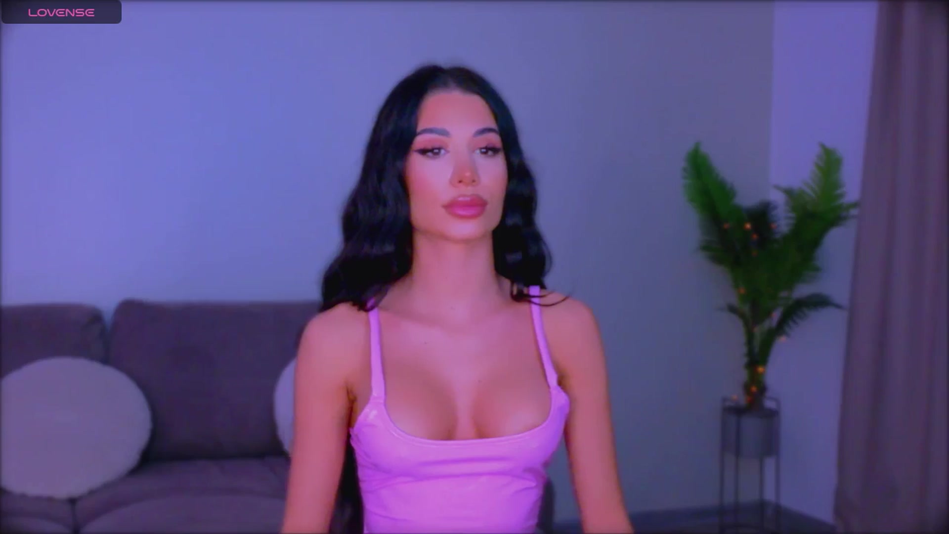 Gallery image thumbnail from QueenANNYA's myfreecams stream on, 01/22/2026, 17:05 image 9 of 20