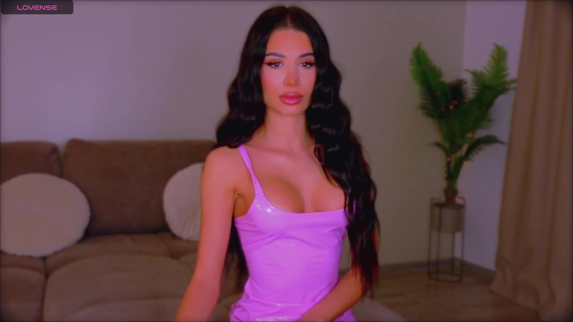 Gallery image thumbnail from QueenANNYA's myfreecams stream on, 01/22/2026, 17:05 image 2 of 20