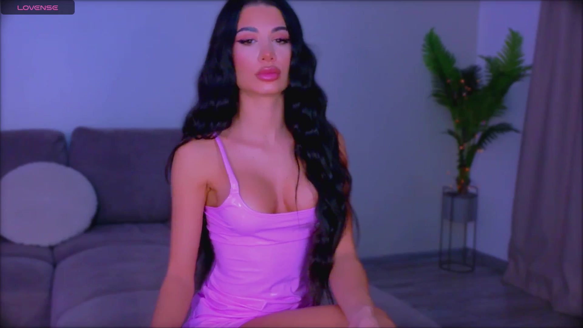Gallery image thumbnail from QueenANNYA's myfreecams stream on, 01/22/2026, 17:05 image 7 of 20