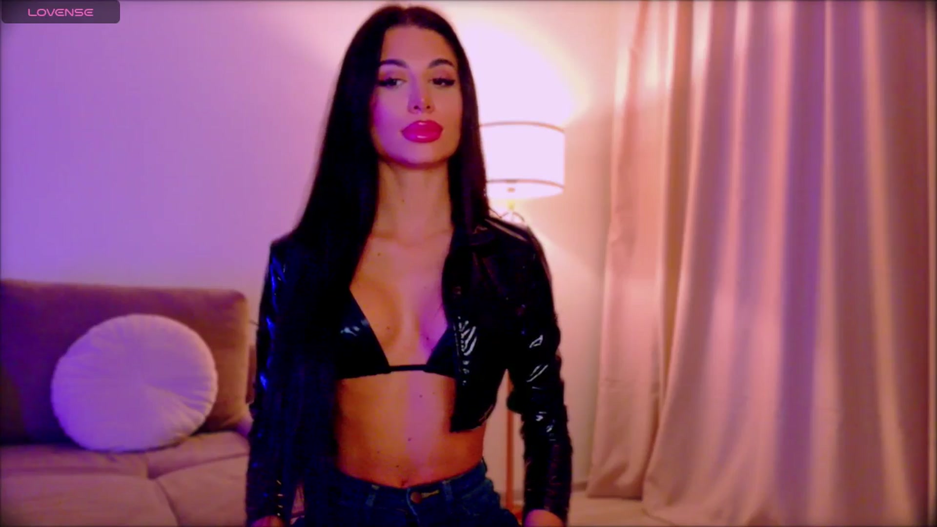 Gallery image thumbnail from QueenANNYA's myfreecams stream on, 01/28/2026, 19:55 image 19 of 20
