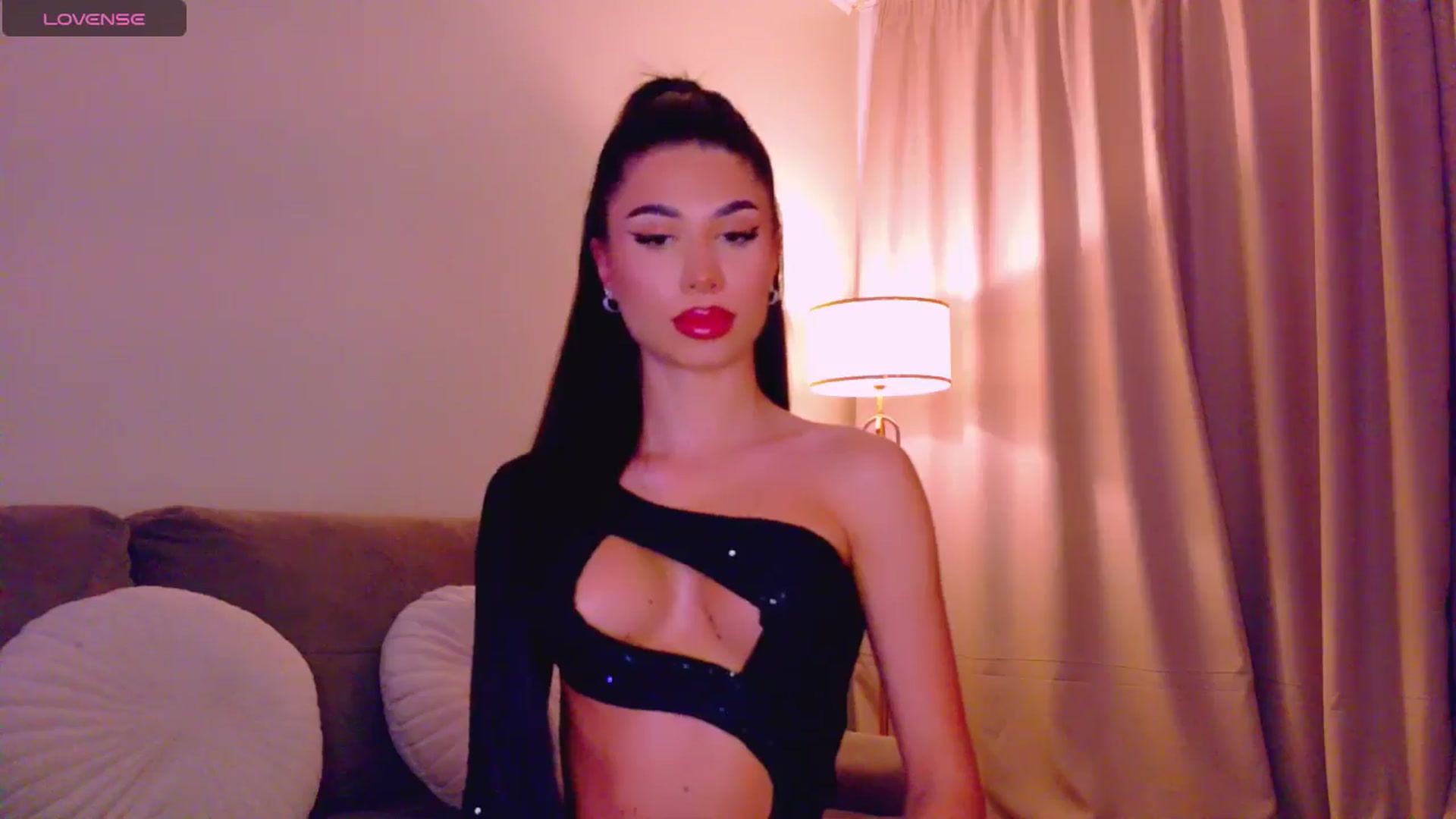 Gallery image thumbnail from QueenANNYA's myfreecams stream on, 01/29/2026, 17:36 image 5 of 20