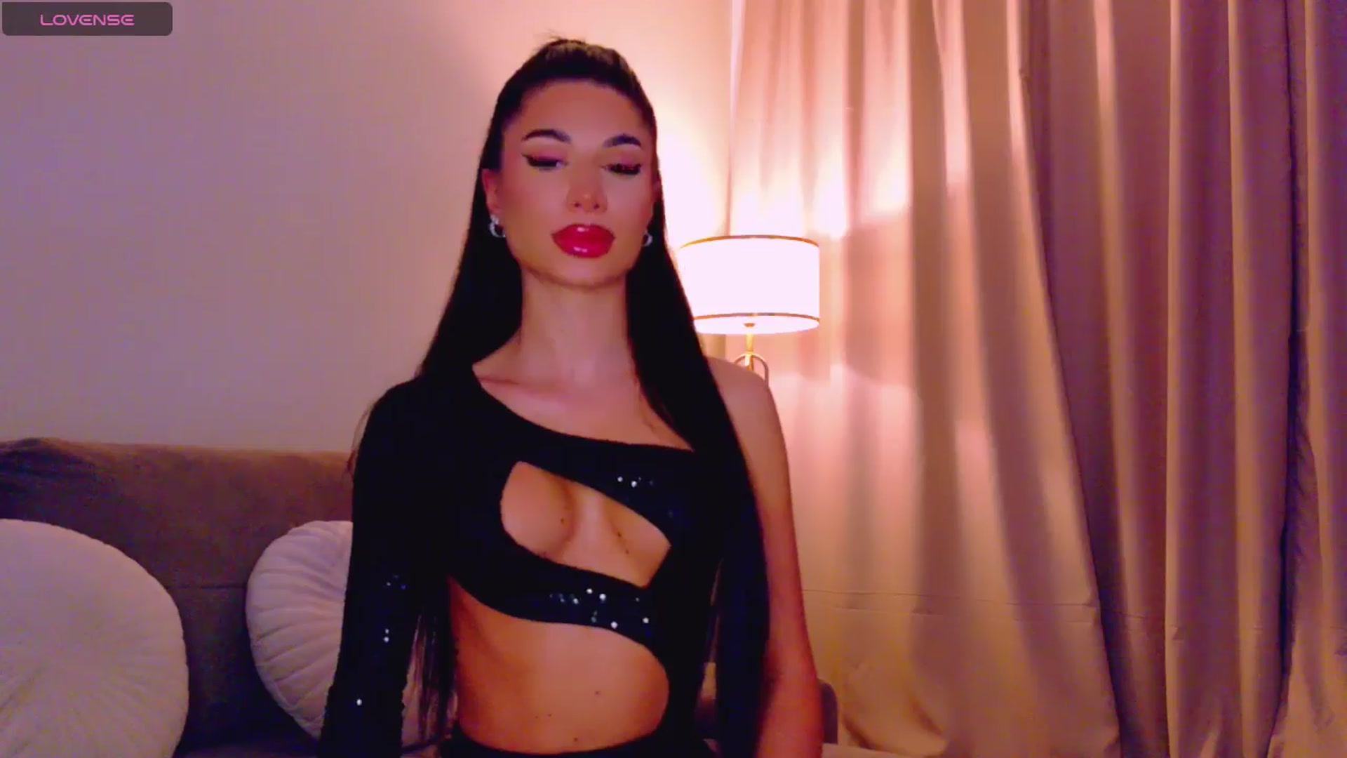 Gallery image thumbnail from QueenANNYA's myfreecams stream on, 01/29/2026, 18:13 image 11 of 20