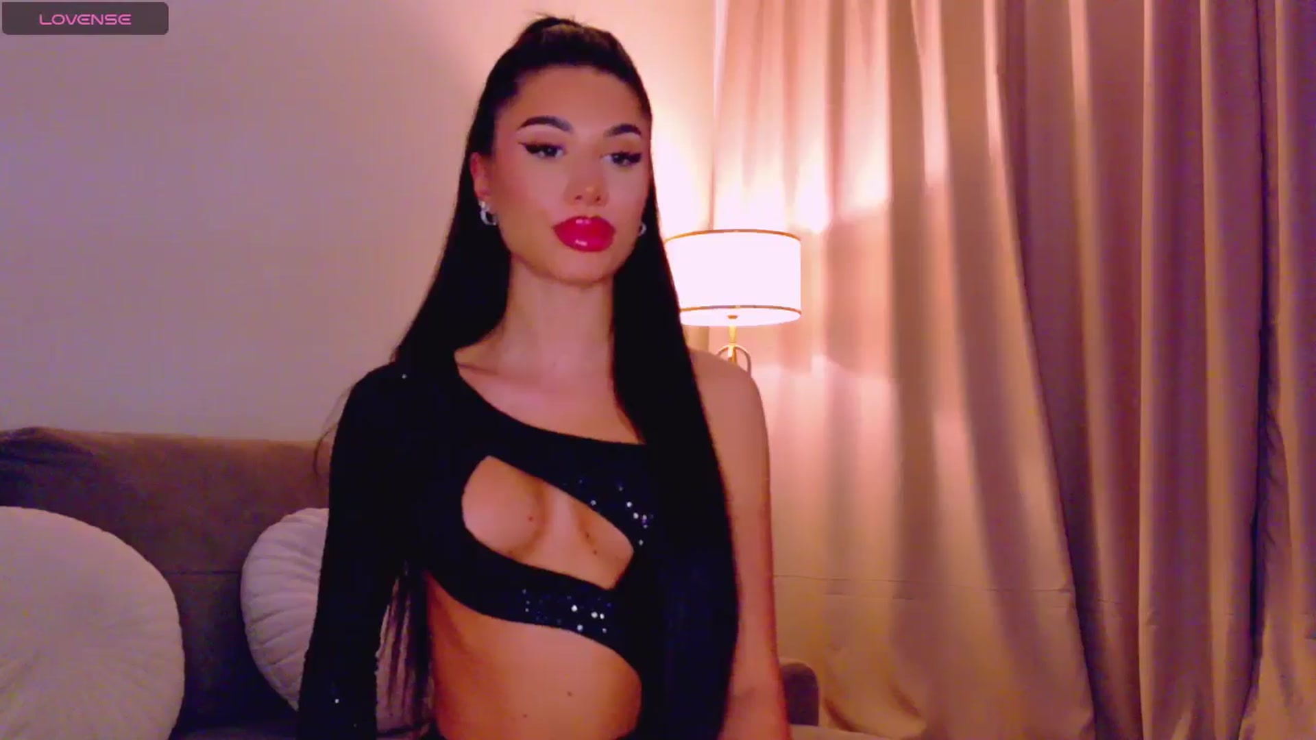 Gallery image thumbnail from QueenANNYA's myfreecams stream on, 01/29/2026, 18:13 image 12 of 20