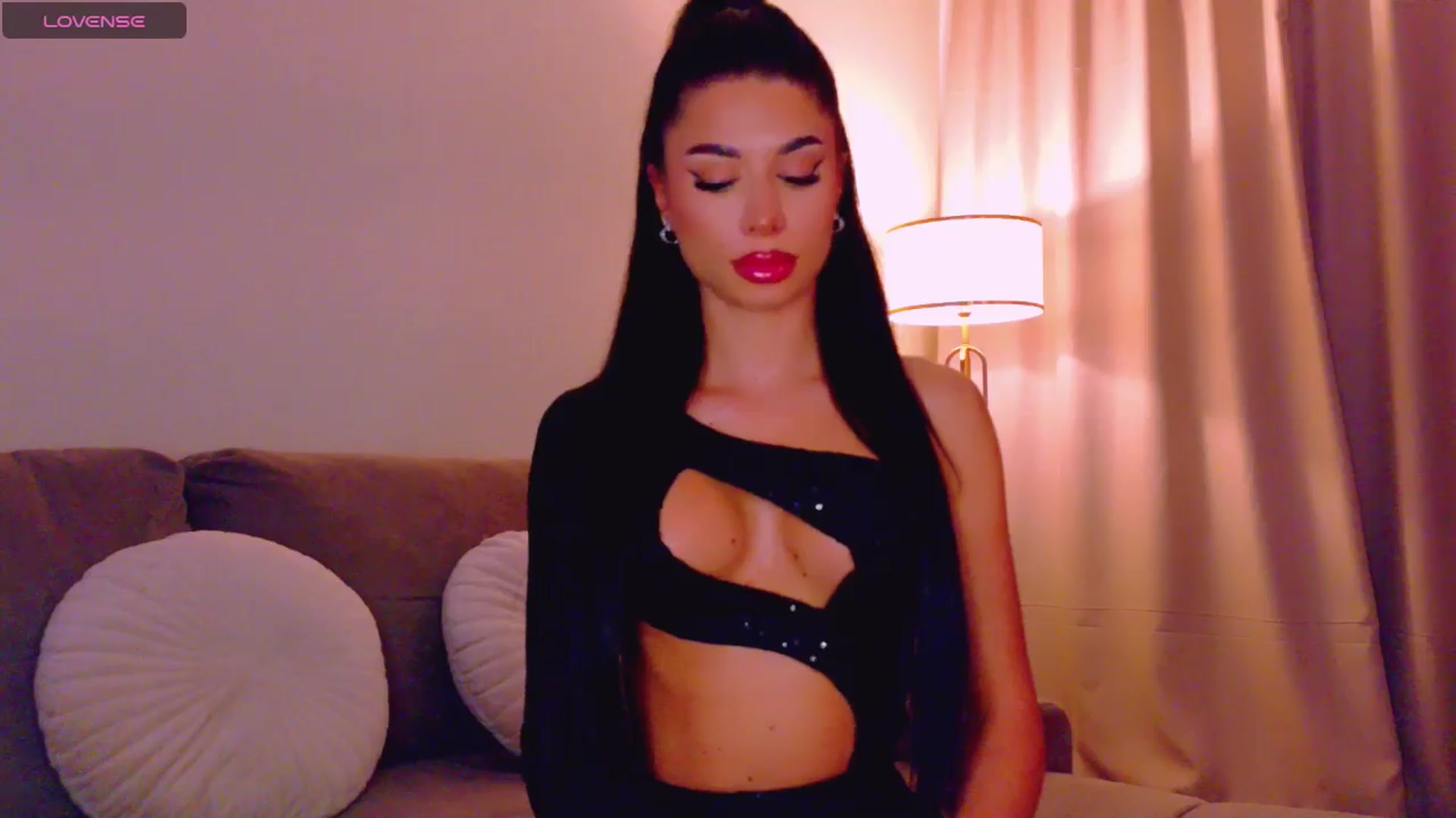 Gallery image thumbnail from QueenANNYA's myfreecams stream on, 01/29/2026, 18:13 image 6 of 20
