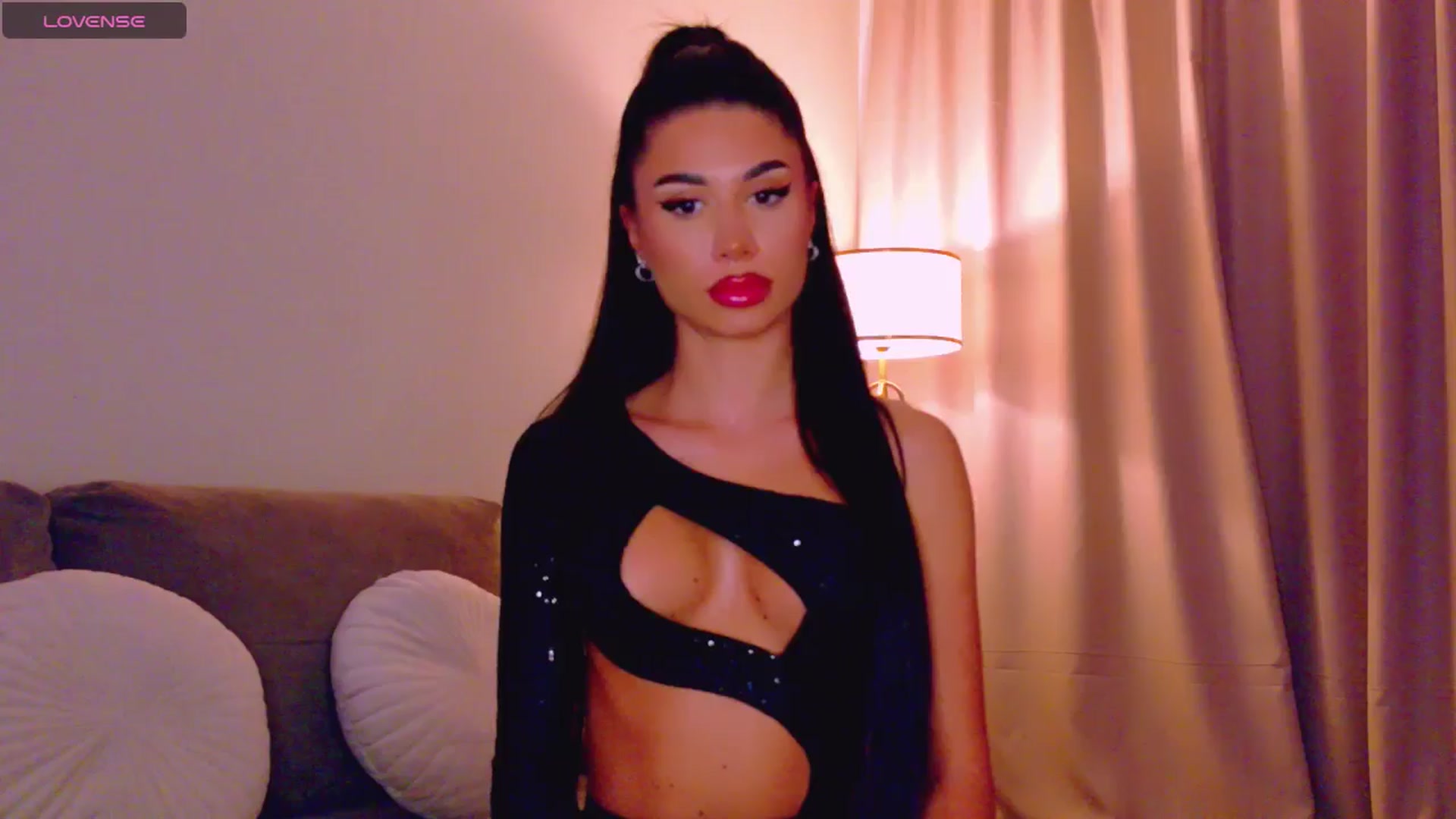 Gallery image thumbnail from QueenANNYA's myfreecams stream on, 01/29/2026, 18:41 image 1 of 20