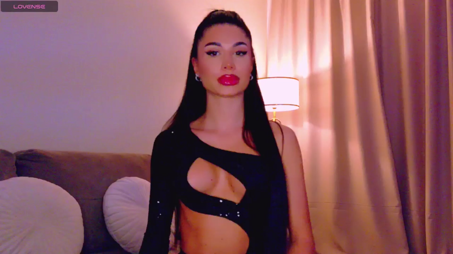 Gallery image thumbnail from QueenANNYA's myfreecams stream on, 01/29/2026, 18:41 image 5 of 20