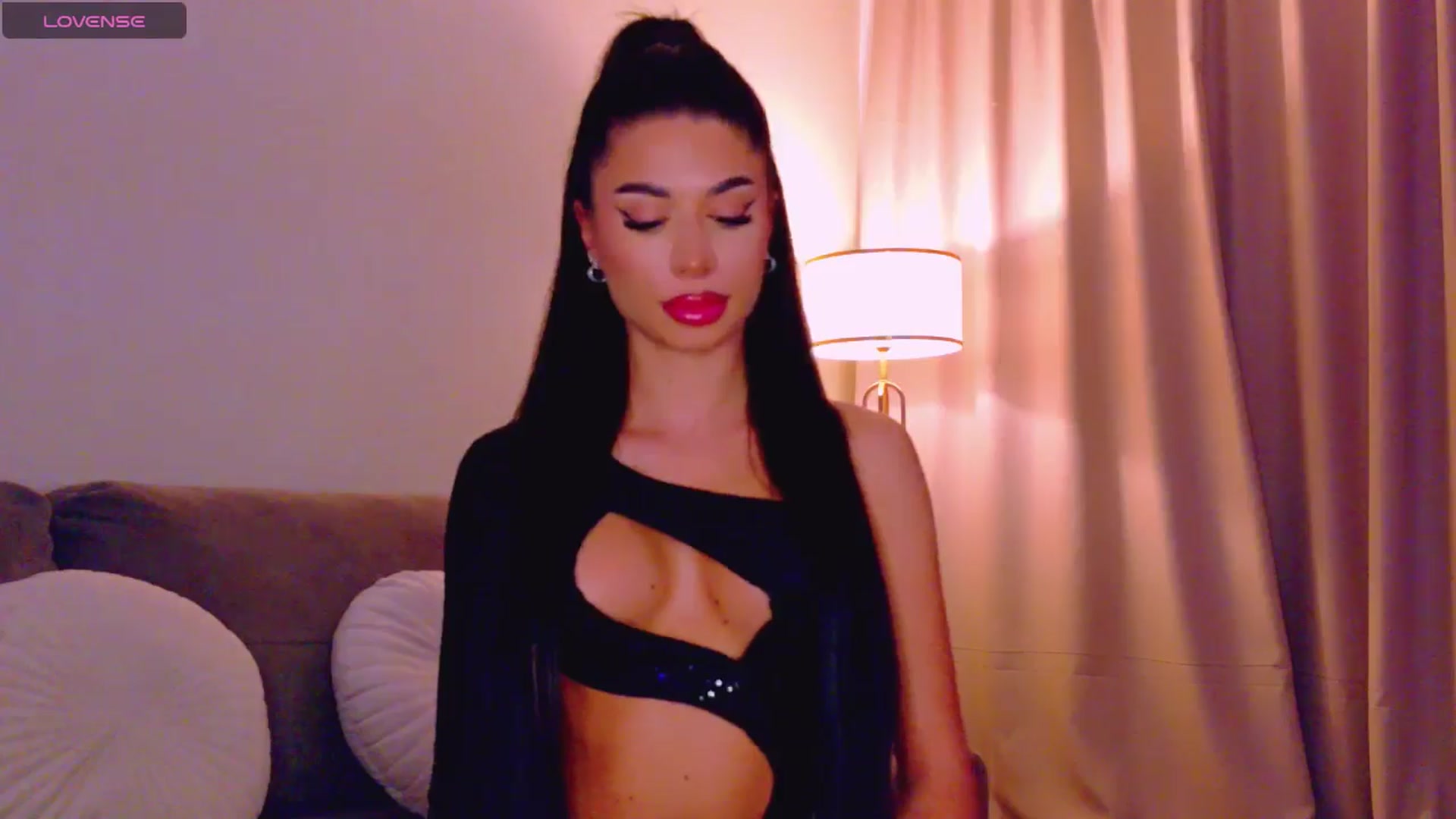 Gallery image thumbnail from QueenANNYA's myfreecams stream on, 01/29/2026, 18:41 image 13 of 20