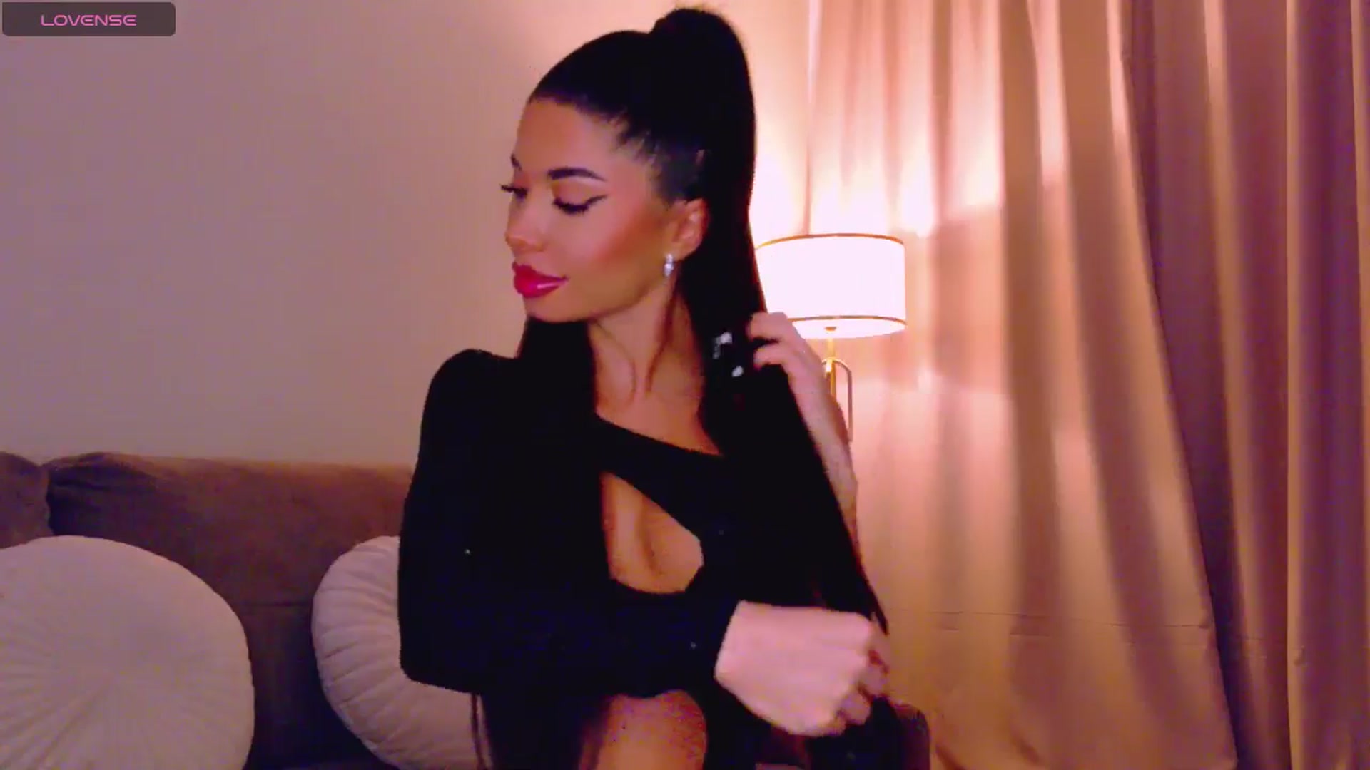 Gallery image thumbnail from QueenANNYA's myfreecams stream on, 01/29/2026, 18:41 image 12 of 20