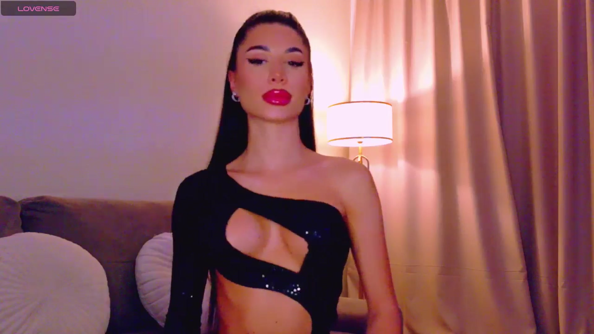 Gallery image thumbnail from QueenANNYA's myfreecams stream on, 01/29/2026, 18:41 image 11 of 20