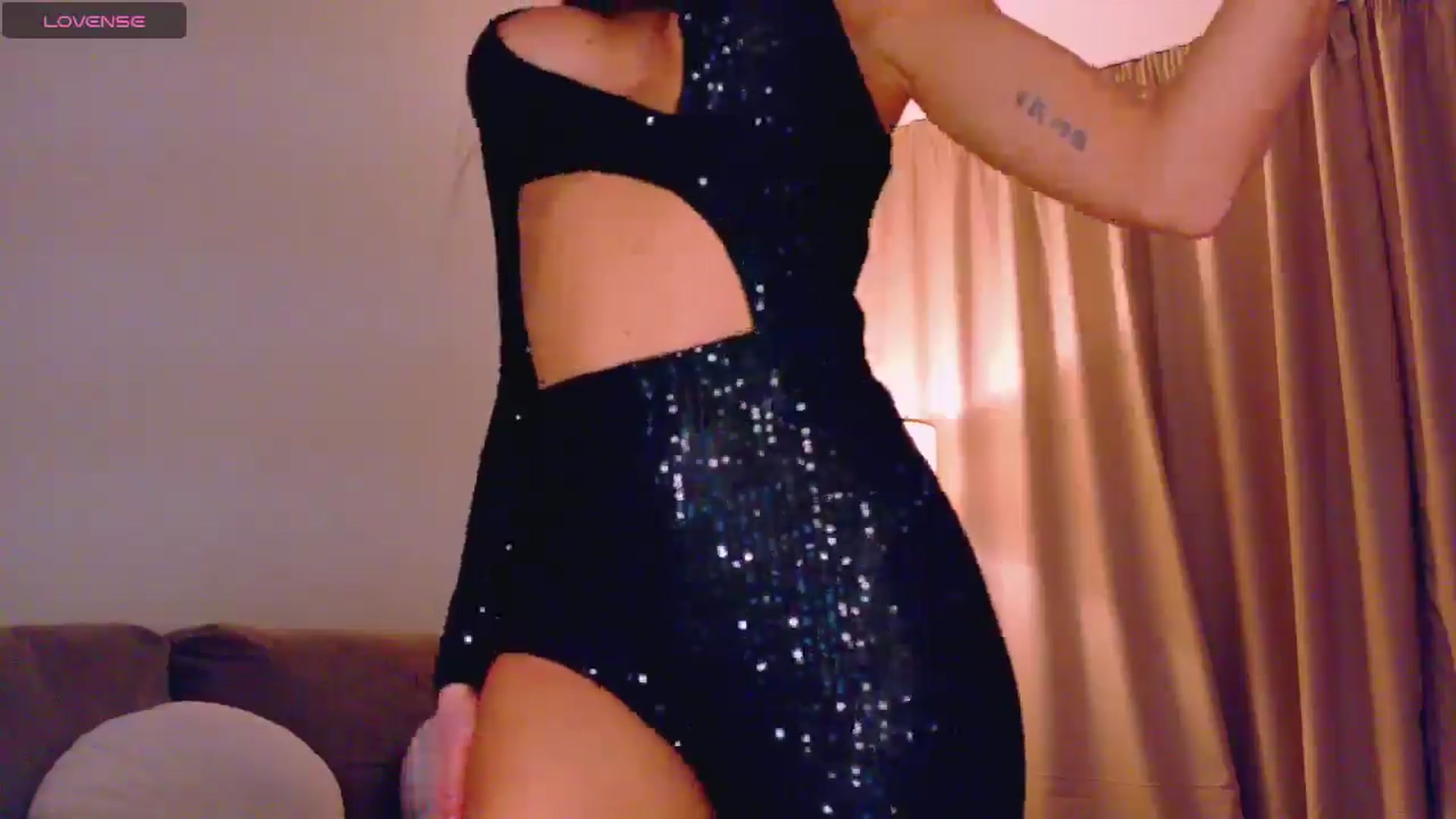 Gallery image thumbnail from QueenANNYA's myfreecams stream on, 01/29/2026, 19:13 image 8 of 20