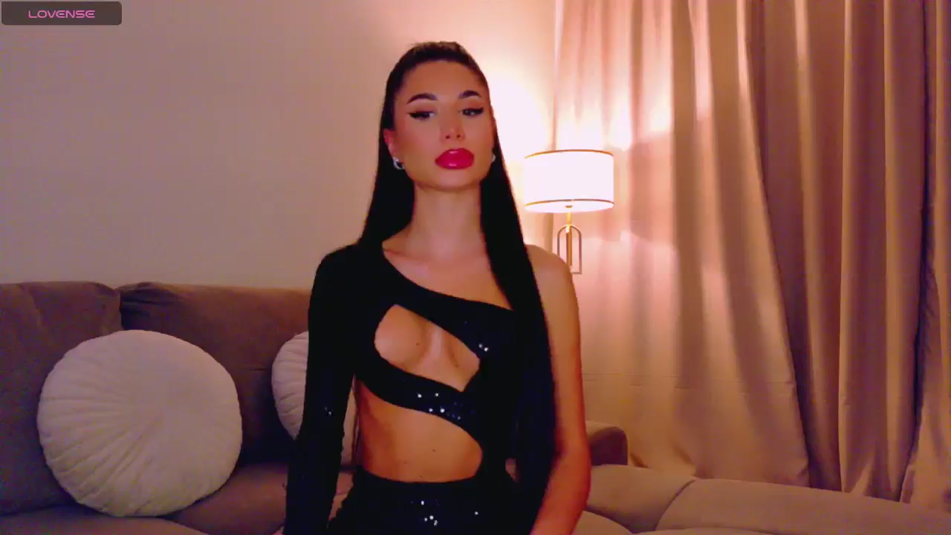 Gallery image thumbnail from QueenANNYA's myfreecams stream on, 01/29/2026, 19:13 image 19 of 20