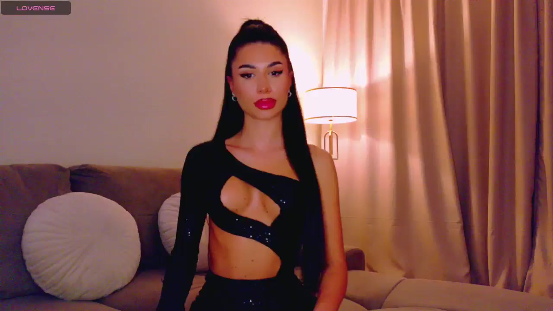 Gallery image thumbnail from QueenANNYA's myfreecams stream on, 01/29/2026, 19:13 image 17 of 20