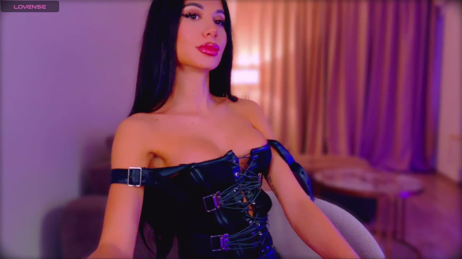 Gallery image thumbnail from QueenANNYA's myfreecams stream on, 01/30/2026, 18:32 image 18 of 20