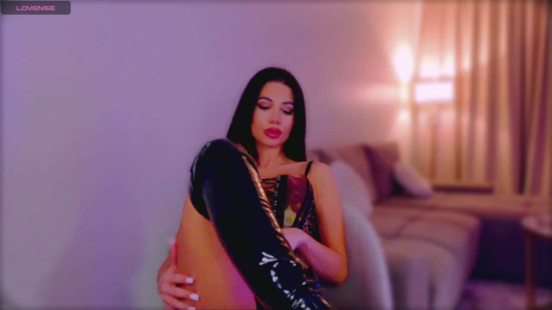 Gallery image thumbnail from QueenANNYA's myfreecams stream on, 01/30/2026, 20:44 image 2 of 20