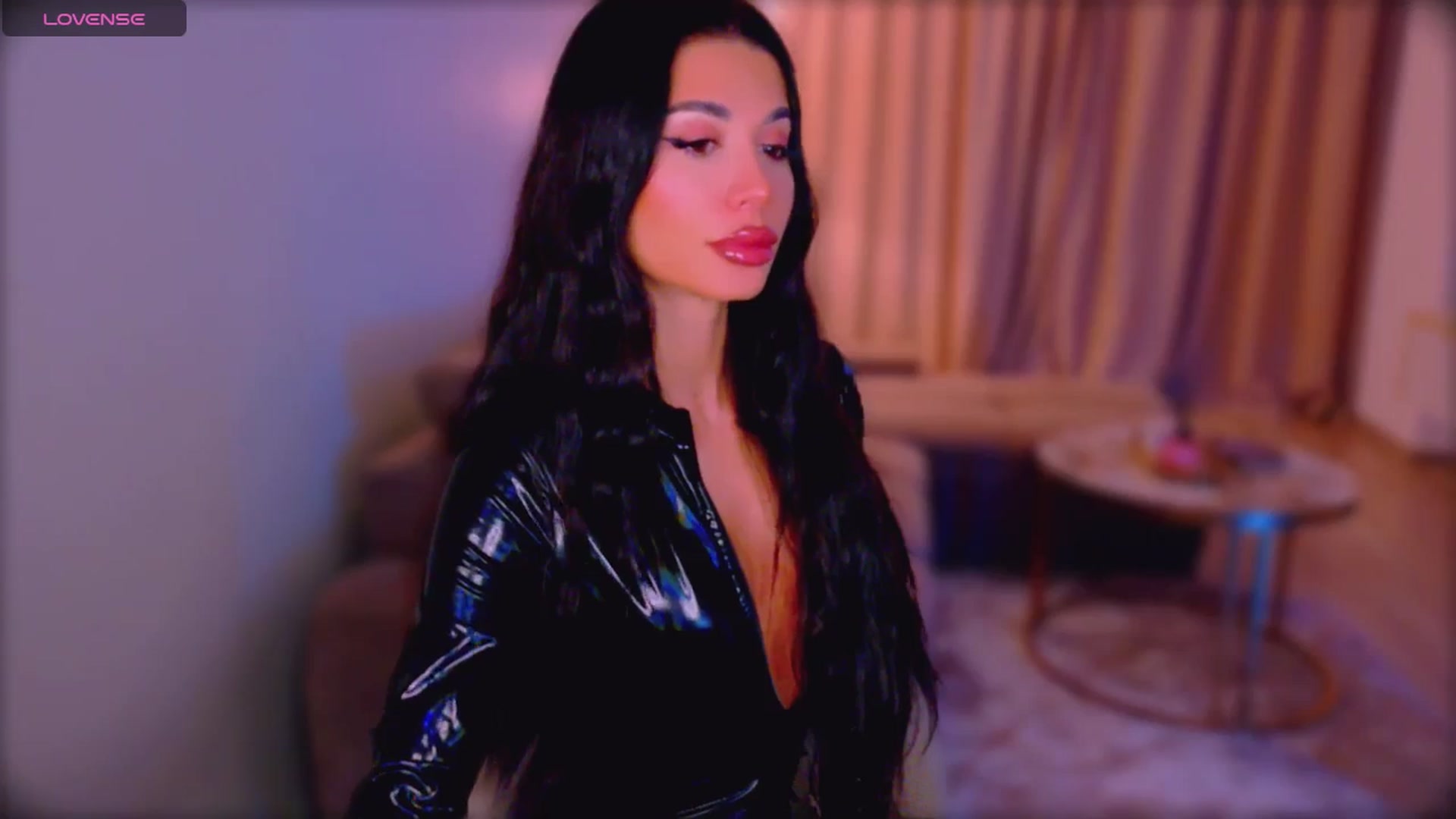 Gallery image thumbnail from QueenANNYA's myfreecams stream on, 02/02/2026, 17:28 image 3 of 20