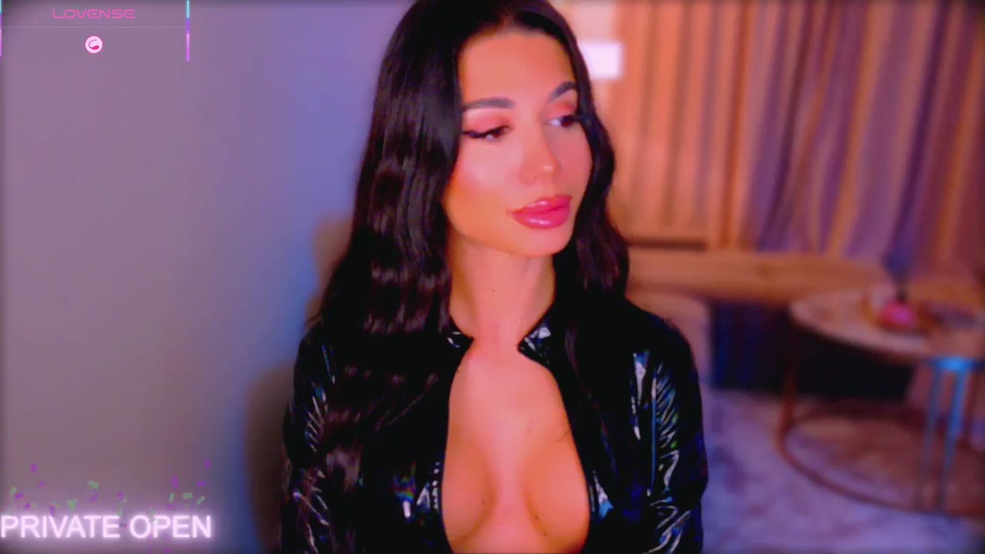 Gallery image thumbnail from QueenANNYA's myfreecams stream on, 02/02/2026, 18:40 image 9 of 20