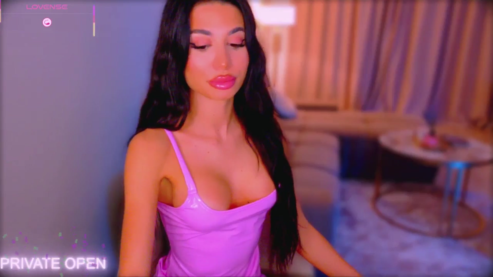 Gallery image thumbnail from QueenANNYA's myfreecams stream on, 02/02/2026, 19:20 image 15 of 20