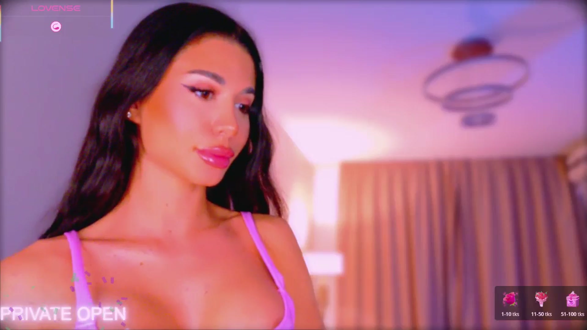 Gallery image thumbnail from QueenANNYA's myfreecams stream on, 02/02/2026, 19:20 image 19 of 20