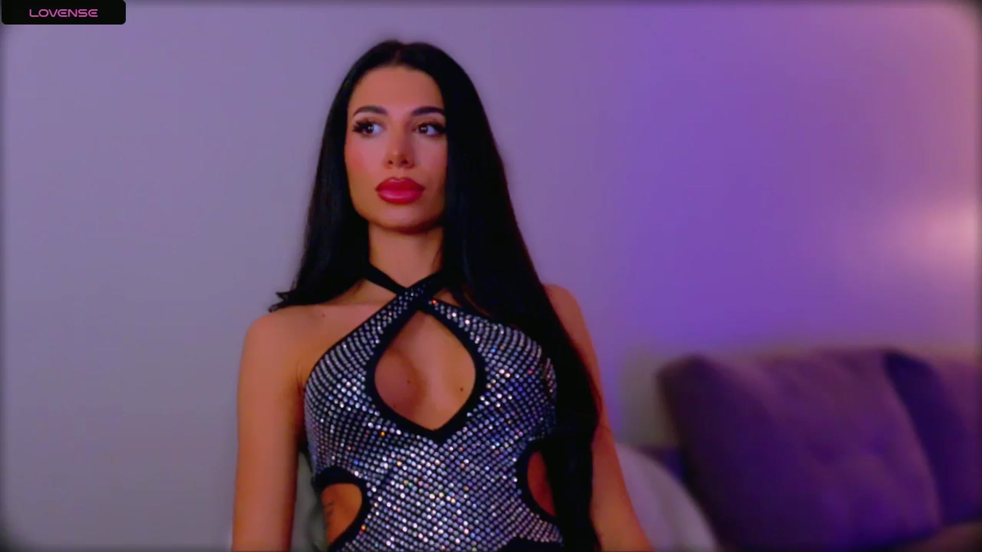 Gallery image thumbnail from QueenANNYA's myfreecams stream on, 02/04/2026, 17:55 image 15 of 20