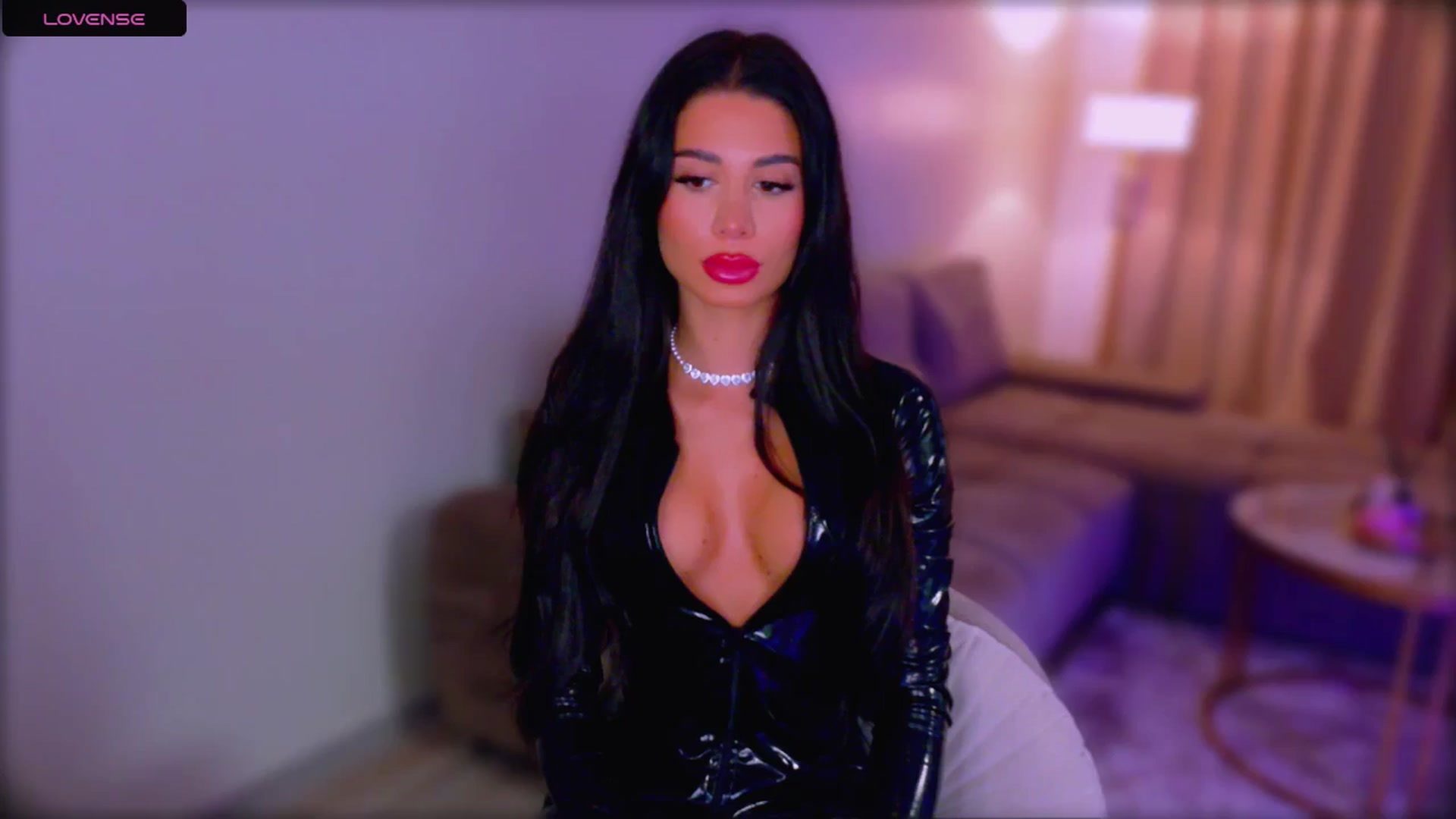 Gallery image thumbnail from QueenANNYA's myfreecams stream on, 02/05/2026, 15:51 image 13 of 20