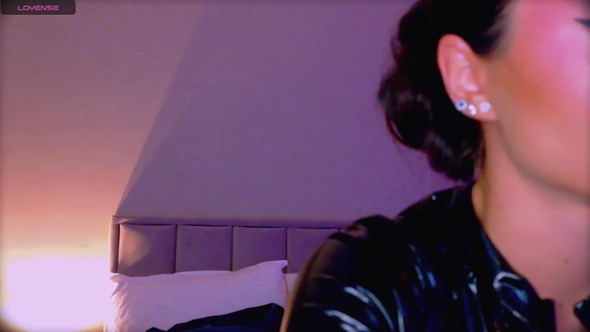 Gallery image thumbnail from QueenANNYA's myfreecams stream on, 02/20/2026, 19:53 image 5 of 20