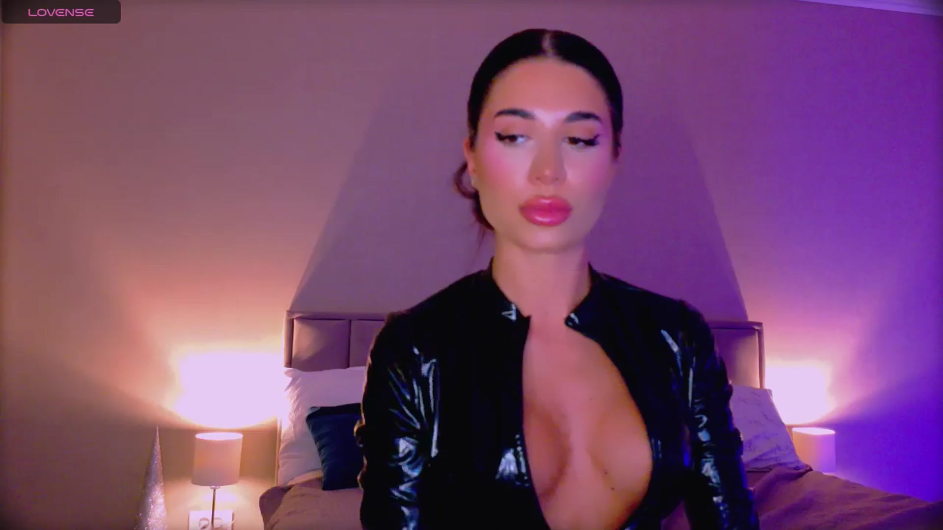 Gallery image thumbnail from QueenANNYA's myfreecams stream on, 02/20/2026, 19:53 image 19 of 20