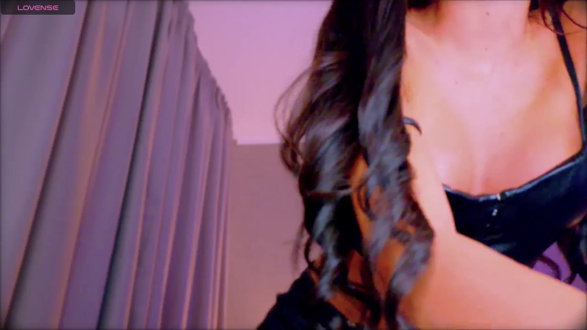 Gallery image thumbnail from QueenANNYA's myfreecams stream on, 02/26/2026, 18:45 image 17 of 20