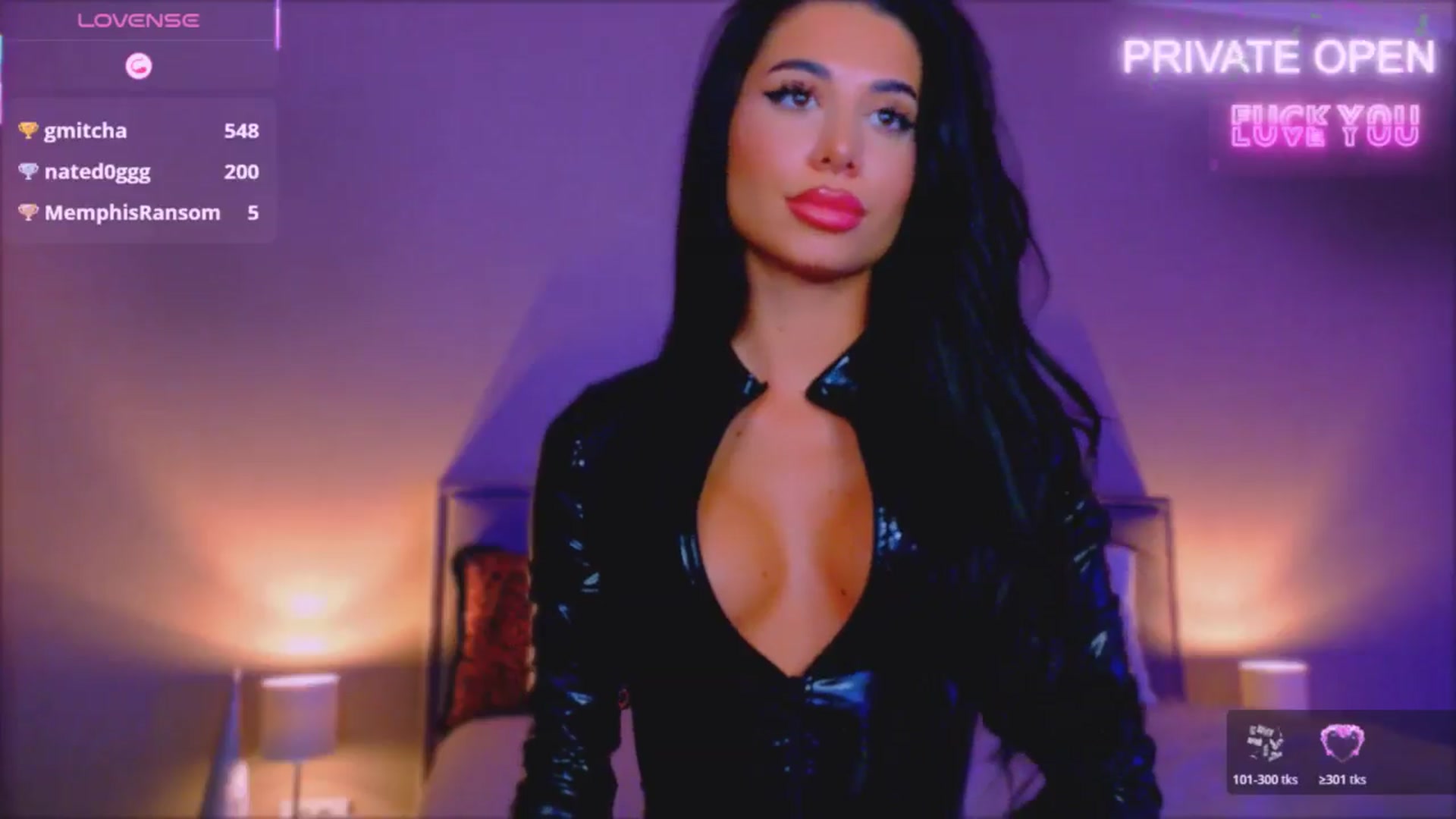 Gallery image thumbnail from QueenANNYA's myfreecams stream on, 03/10/2026, 18:52 image 20 of 20