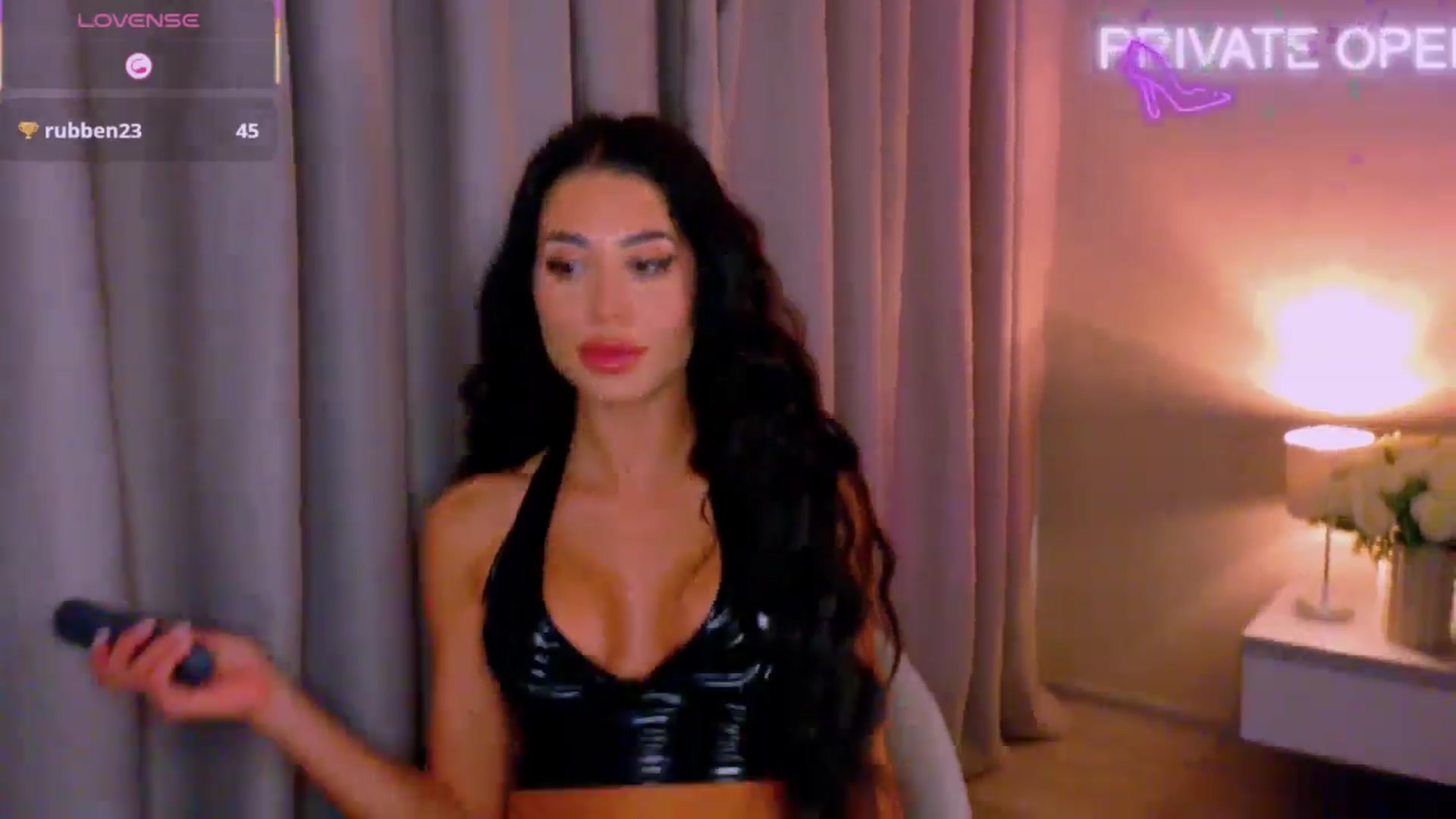 Gallery image thumbnail from QueenANNYA's myfreecams stream on, 03/22/2026, 18:51 image 6 of 20