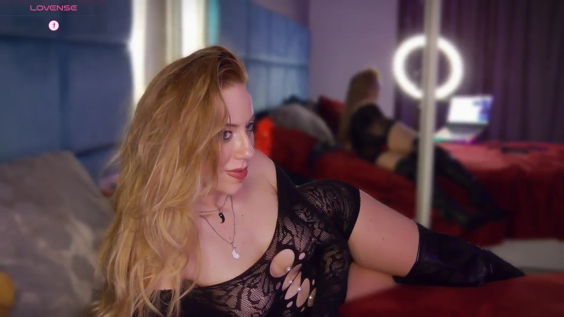 Gallery image thumbnail from QueenAlya's myfreecams stream on, 02/01/2025, 19:11 image 8 of 20