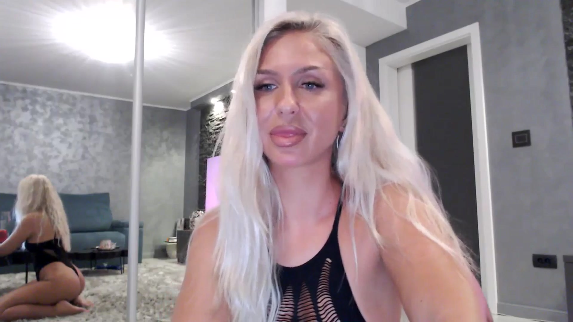 Gallery image thumbnail from QueenBA's myfreecams stream on, 09/29/2025, 02:38 image 8 of 20
