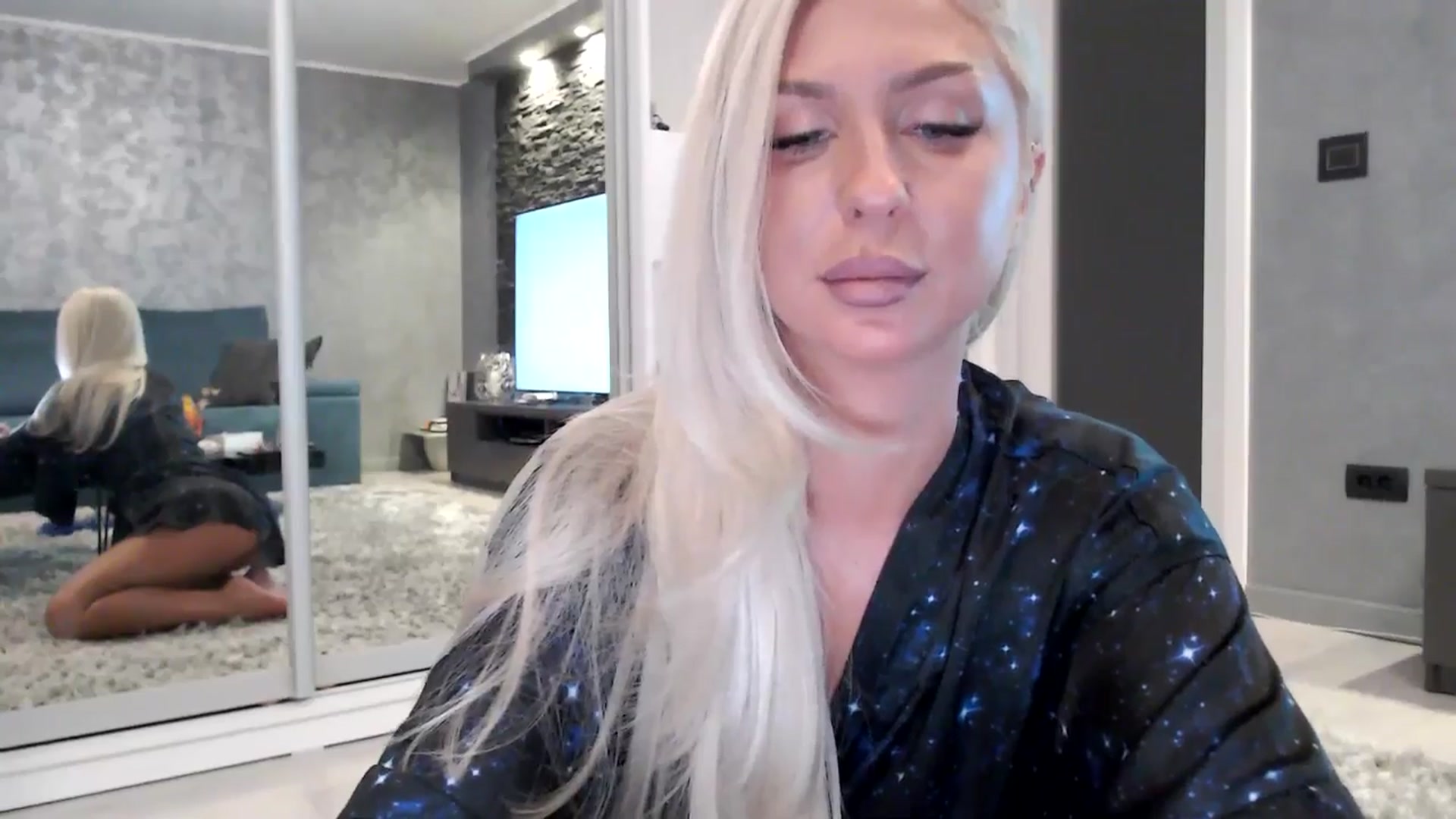 Gallery image thumbnail from QueenBA's myfreecams stream on, 11/18/2025, 03:43 image 6 of 20