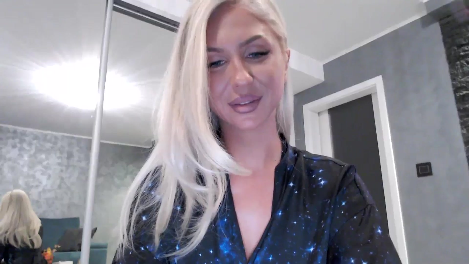 Gallery image thumbnail from QueenBA's myfreecams stream on, 11/18/2025, 03:43 image 16 of 20