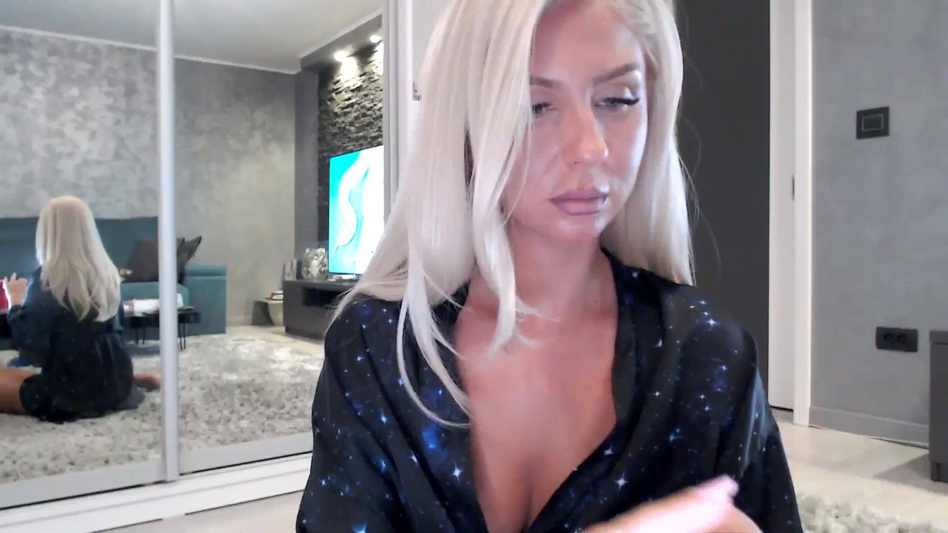 Gallery image thumbnail from QueenBA's myfreecams stream on, 11/18/2025, 05:10 image 16 of 20