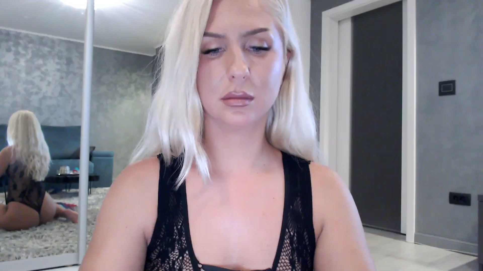 Gallery image thumbnail from QueenBA's myfreecams stream on, 12/11/2025, 02:32 image 3 of 20