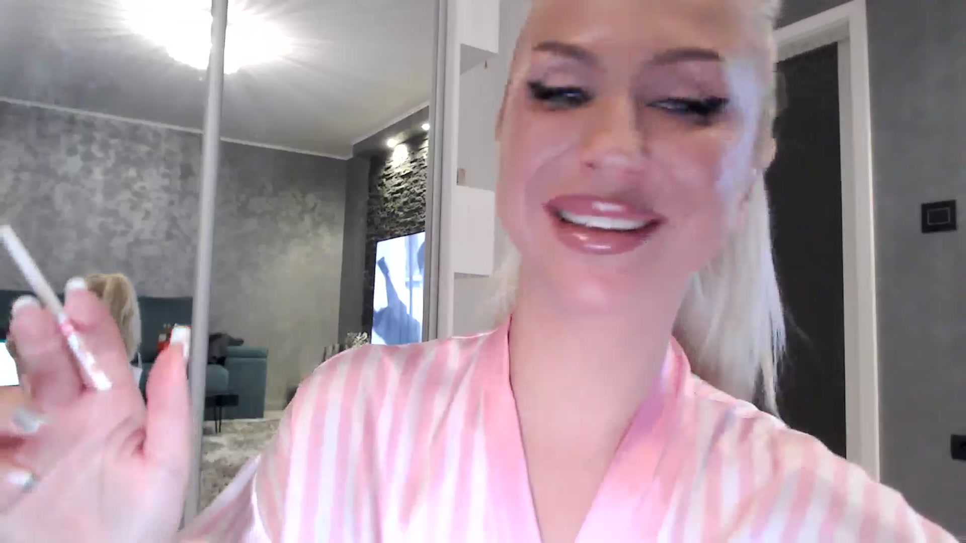 Gallery image thumbnail from QueenBA's myfreecams stream on, 12/12/2025, 04:24 image 15 of 20
