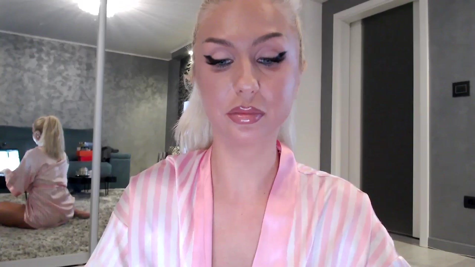 Gallery image thumbnail from QueenBA's myfreecams stream on, 12/12/2025, 04:24 image 20 of 20