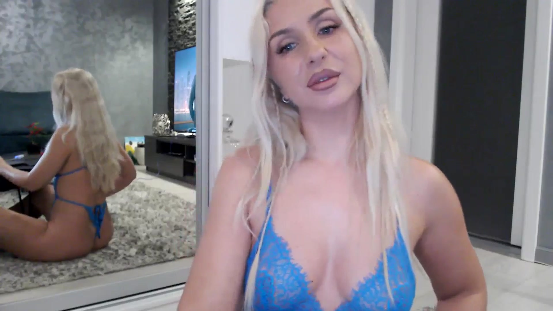 Gallery image thumbnail from QueenBA's myfreecams stream on, 02/17/2026, 01:13 image 10 of 20