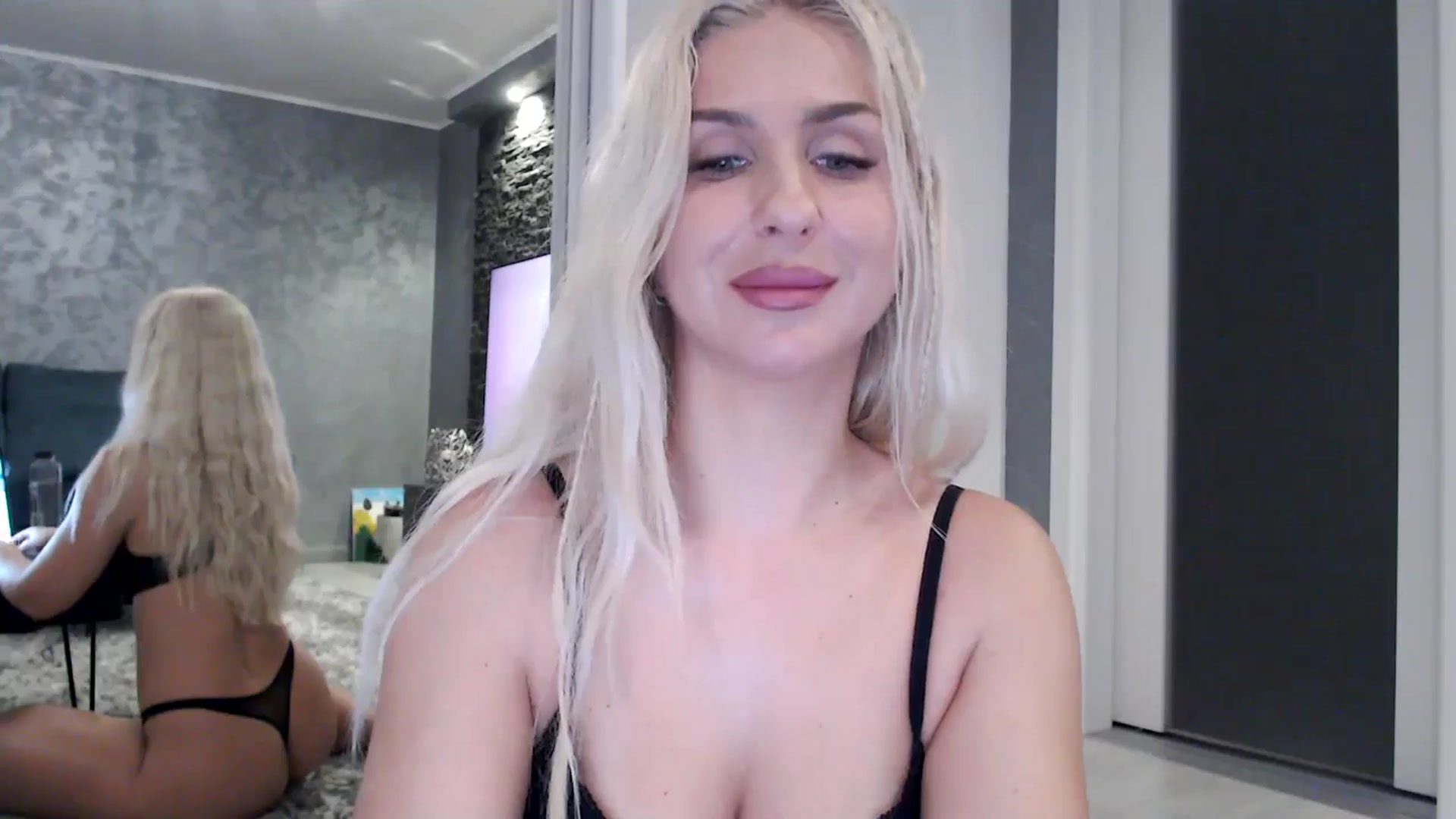 Gallery image thumbnail from QueenBA's myfreecams stream on, 02/18/2026, 02:35 image 19 of 20